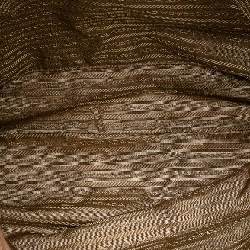 Prada Vitello Daino Open Convertible Tote Brown Leather Good condition - Model View