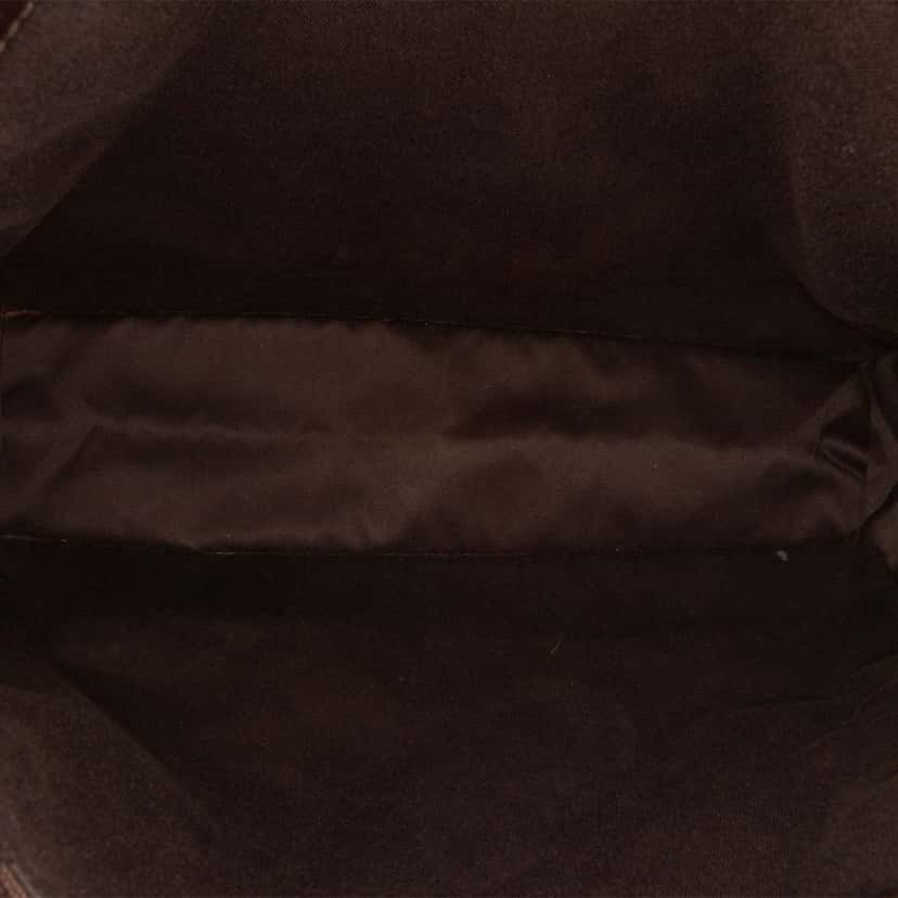 Gucci GG Canvas Messenger Bag Brown Canvas Good condition - Model View