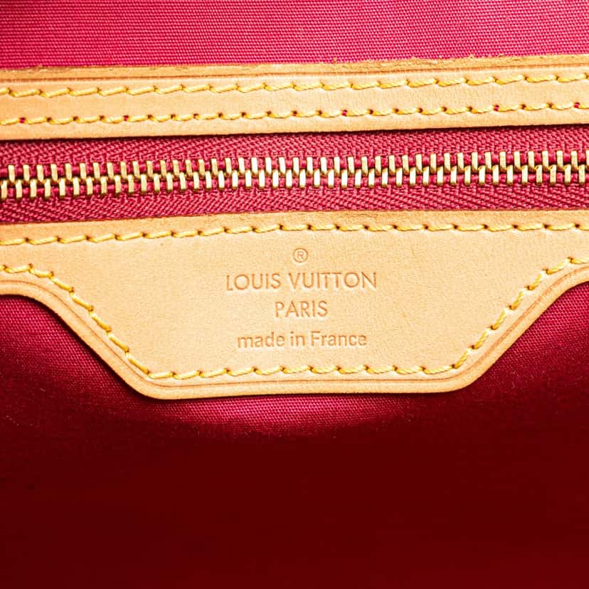 Louis Vuitton Monogram Vernis Brea MM Red Leather Good condition - Box View