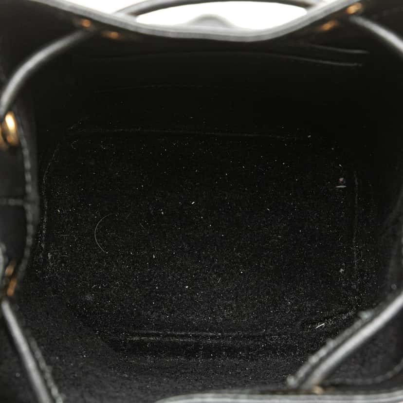 Salvatore Ferragamo Leather Gancini City Bucket Bag Black Leather Good condition - Model View