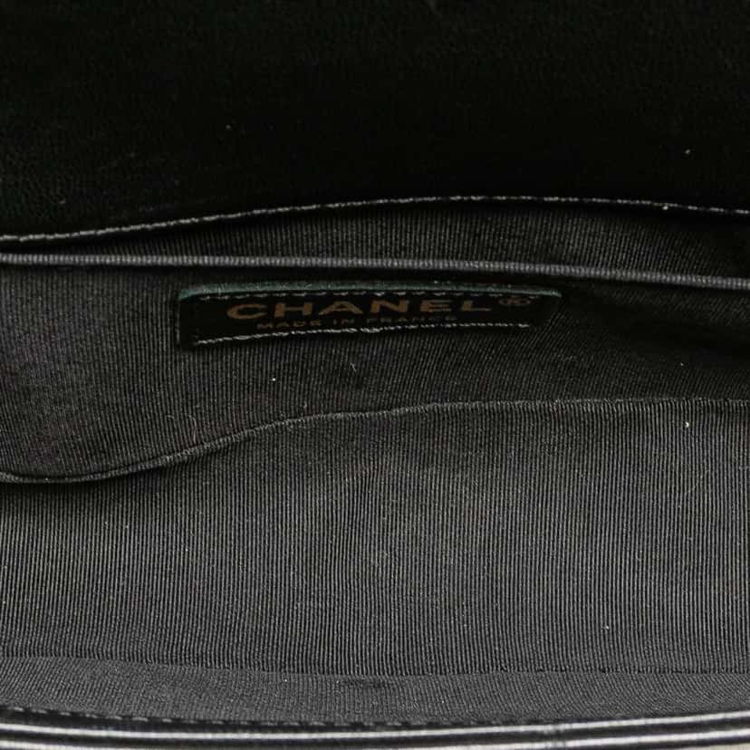 Chanel Small Braided Sheepskin Boy Flap Black Leather Good condition - Model View