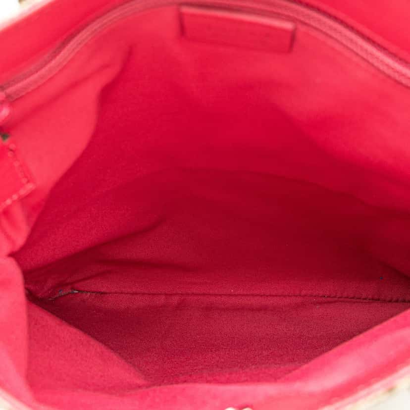 Gucci GG Supreme Tote Brown Canvas Very good condition - Model View