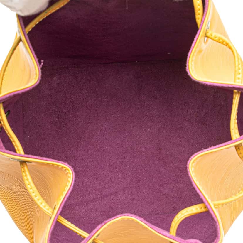 Louis Vuitton Epi Petit Noe Yellow Leather Good condition - Model View