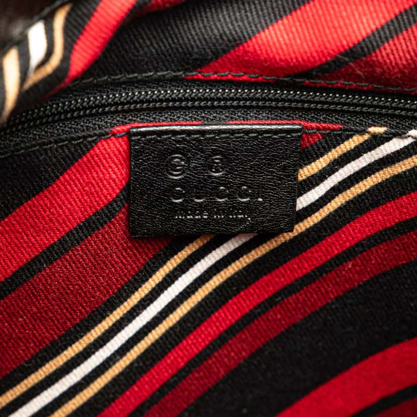 Gucci GG Denim Shoulder Bag Black Denim Good condition - Box View