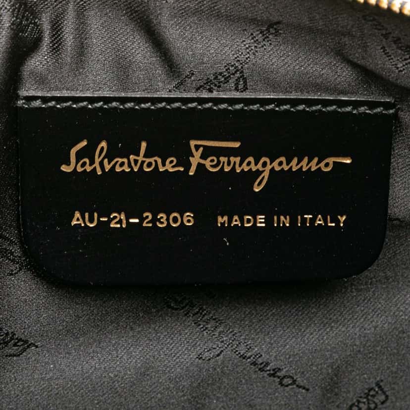 Salvatore Ferragamo Leather Gancini Shoulder Bag Black Leather Good condition - Box View