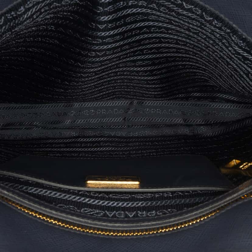 Prada Saffiano Lux Parabole Tote Blue Leather Good condition - Model View