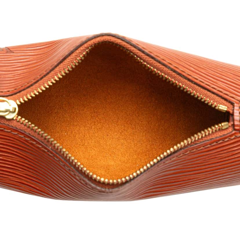 Louis Vuitton Epi Pochette Papillon Brown Leather Good condition - Model View