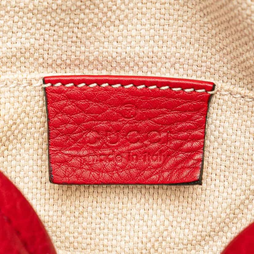 Gucci Mini Pebbled Calfskin Soho Chain Crossbody Red Leather Very good condition - Box View