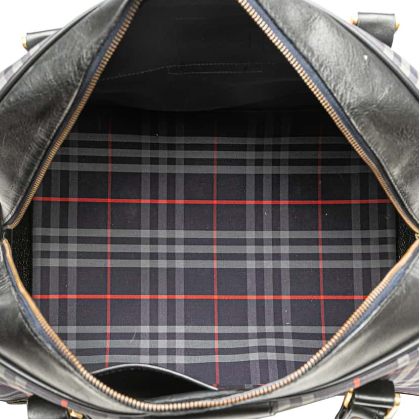 Burberry House Check Canvas Travel Bag Blue Canvas Good condition - Model View