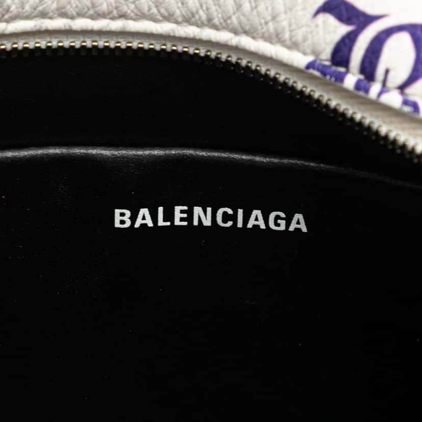 Balenciaga S Calfskin Logo Print Everyday Camera Bag White Leather Good condition - Box View