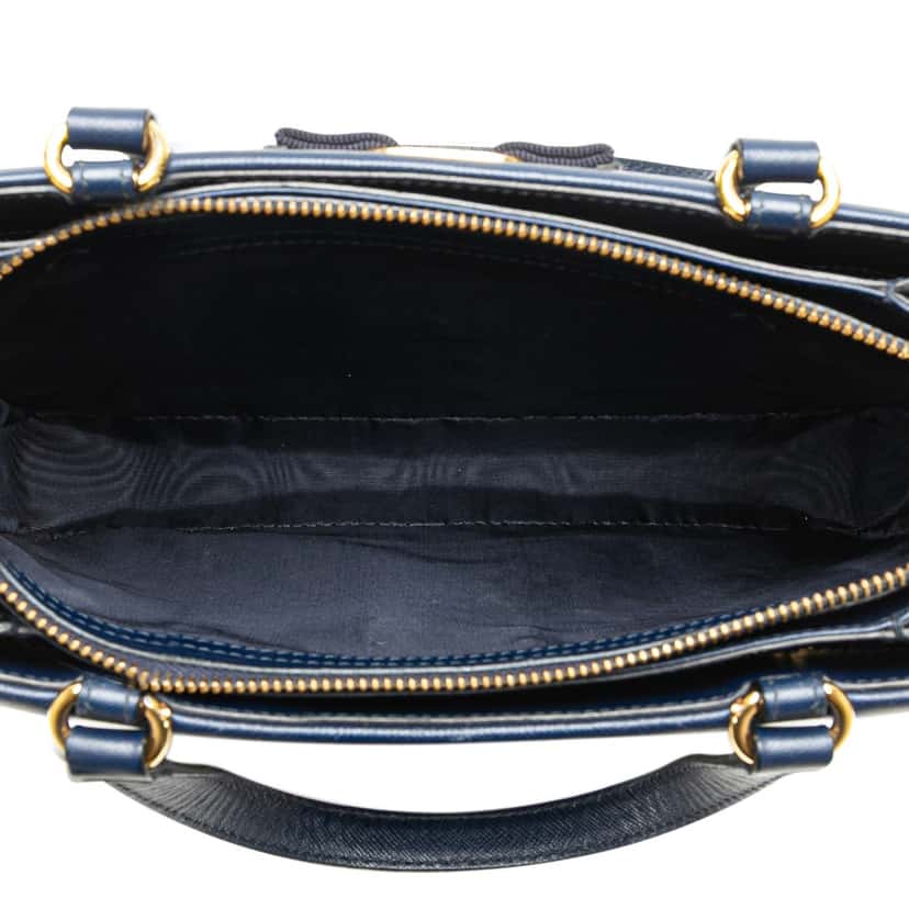 Salvatore Ferragamo Leather Tracy Vara Satchel Blue Leather Good condition - Model View