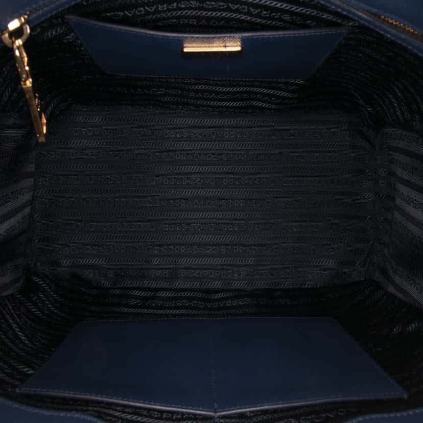 Prada Saffiano Lux Galleria Double Zip Front Pocket Satchel Blue Leather Good condition - Model View