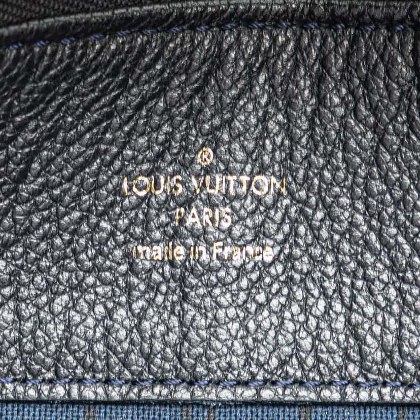 Louis Vuitton Monogram Empreinte Audacieuse MM Blue Leather Good condition - Box View
