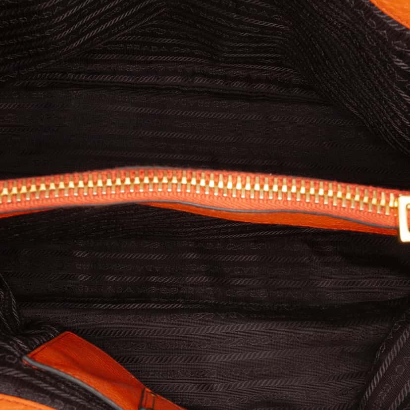 Prada Vitello Daino Open Convertible Tote Orange Leather Good condition - Model View