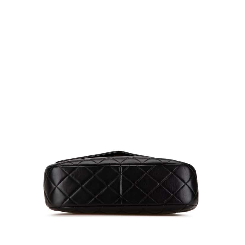 Chanel Quilted Lambskin Half Moon Single Flap Black Leather Good condition - Inside View