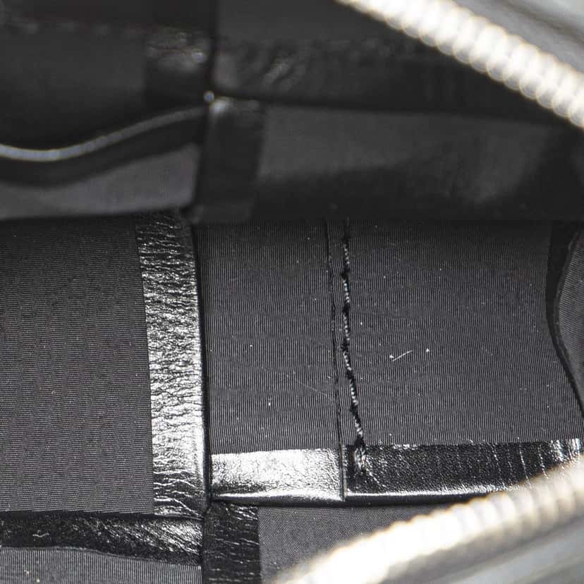 Bottega Veneta Nappa Intrecciato Cassette Belt Bag Black Leather Good condition - Model View