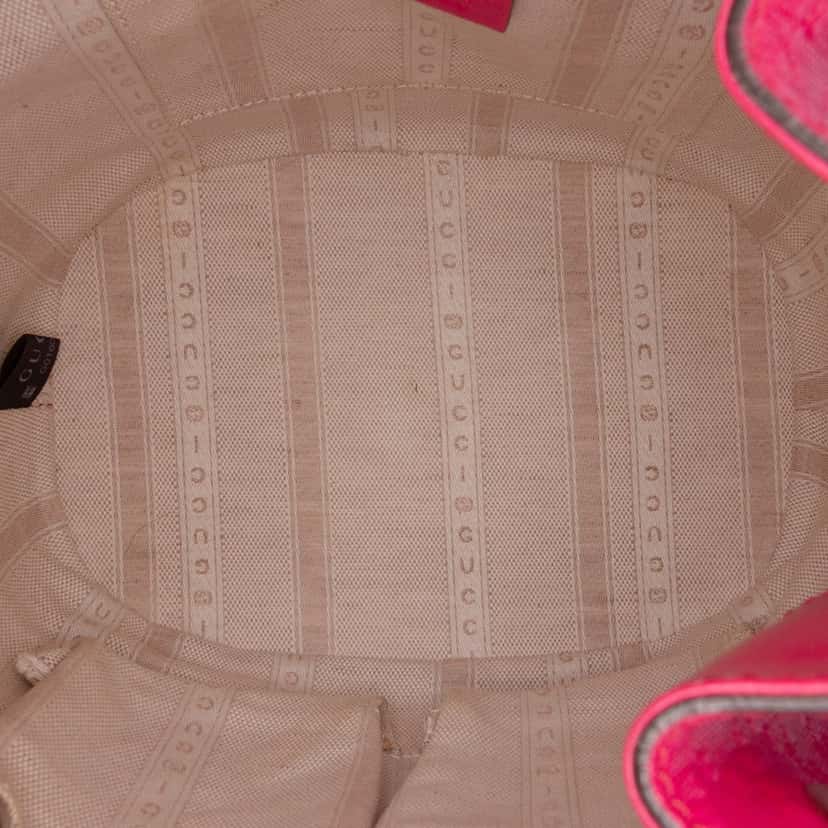 Gucci Diamante Leather Bright Bucket Bag Pink Leather Good condition - Model View
