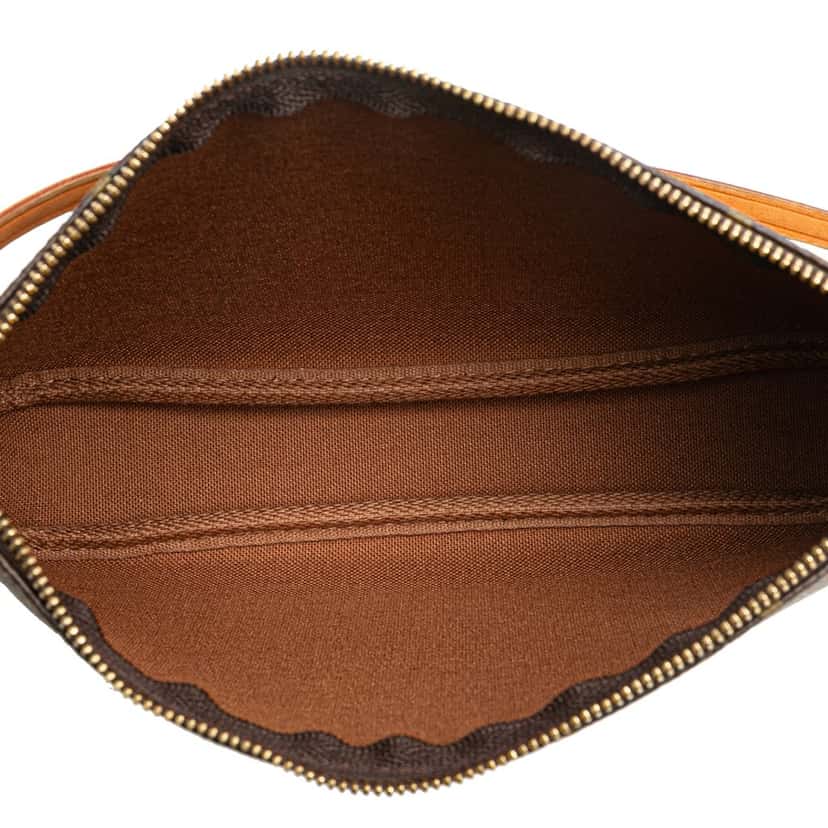 Louis Vuitton Monogram Pochette Accessoires Brown Canvas Good condition - Model View