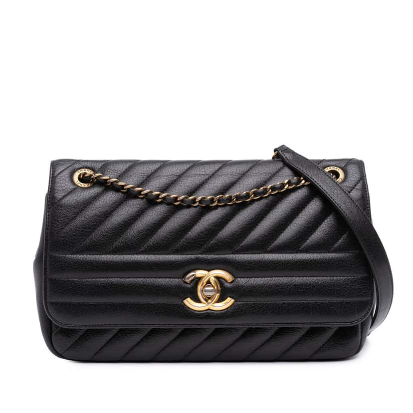 Chanel Medium Diagonal Quilted Goatskin Flap Black Leather Good condition - Front View