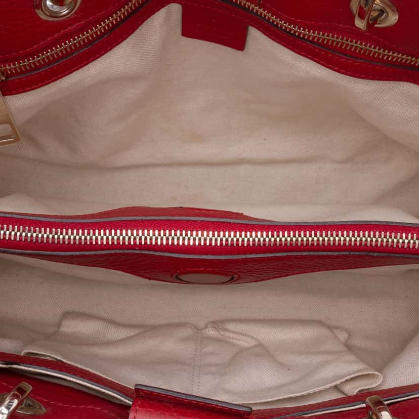 Gucci Medium Calfskin Bamboo Shopper Satchel Red Leather Good condition - Model View