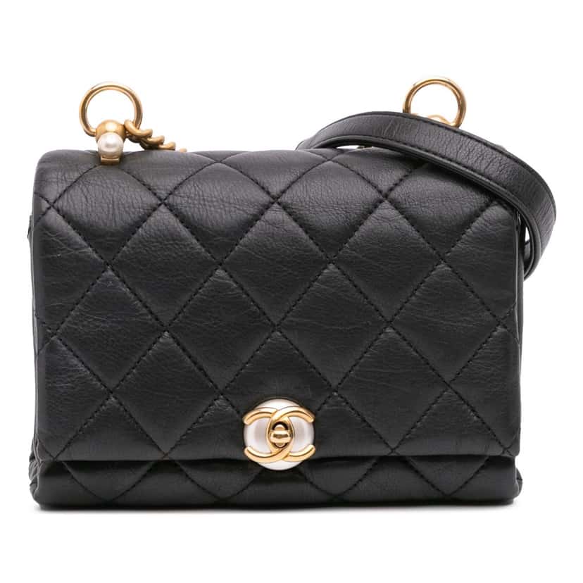 Chanel Mini Quilted Calfskin Pearl CC Accordion Flap Black Leather Very good condition - Front View