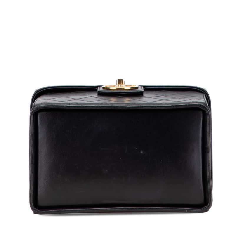 Chanel CC Stitched Calfskin Turnlock Vanity Case Black Leather Good condition - Inside View