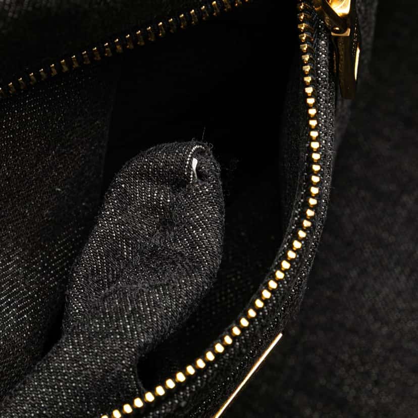 Prada Canvas Canapa Logo Satchel Black Canvas Good condition - Model View