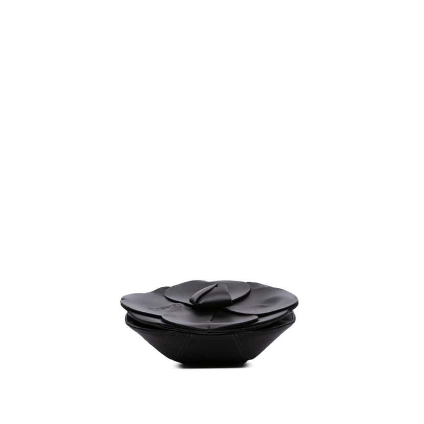 Chanel Lambskin and Satin Camellia Flower Evening Bag Black Leather Good condition - Inside View