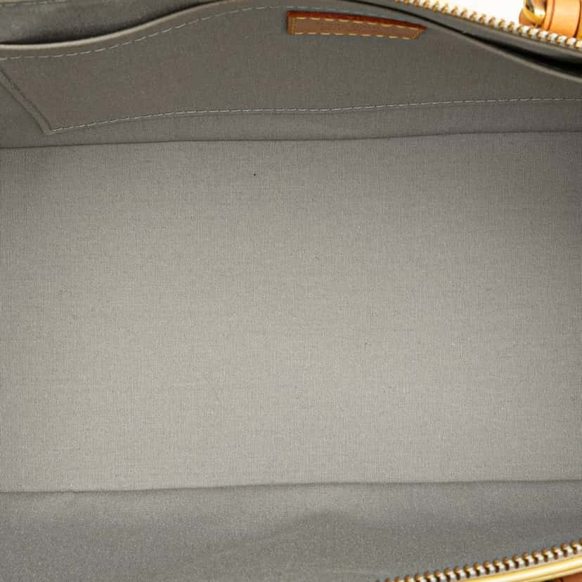 Louis Vuitton Monogram Vernis Rosewood Avenue White Leather Good condition - Model View