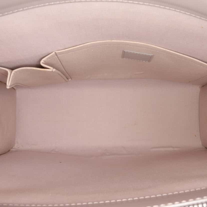 Louis Vuitton Epi Croisette PM Grey Leather Good condition - Model View