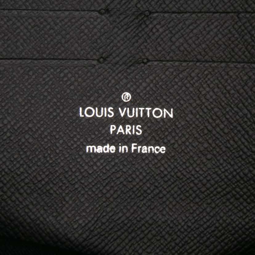 Louis Vuitton Damier Graphite Pixel Pochette Voyage MM Grey Canvas Good condition - Box View