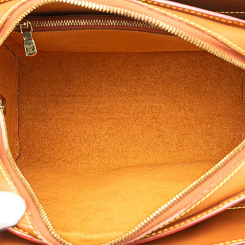 Louis Vuitton Epi Pont-Neuf Brown Leather Good condition - Model View