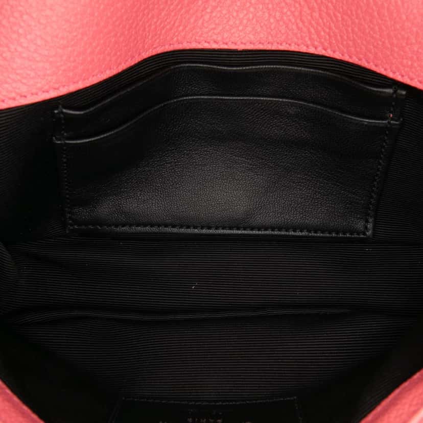 Saint Laurent Baby Grained Calfskin Chevron Classic Monogram Chain Bag Pink Leather Very good condition - Model View