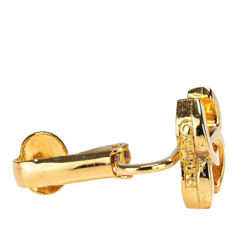 Chanel Gold Plated CC Clip On Earrings Gold Metal Good condition - Model View