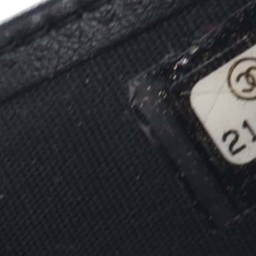 Chanel Lambskin Boy Flap Compact Wallet Black Leather Good condition - Box View