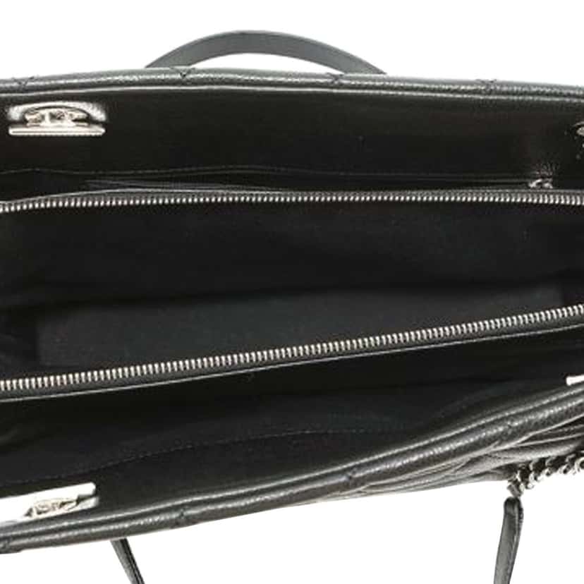 Chanel Quilted Caviar Soft Shopper Tote Black Leather Good condition - Model View