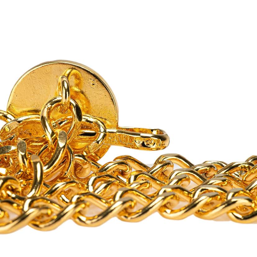Chanel Gold Plated Round CC Triple Chain Belt Gold Metal Good condition - Model View