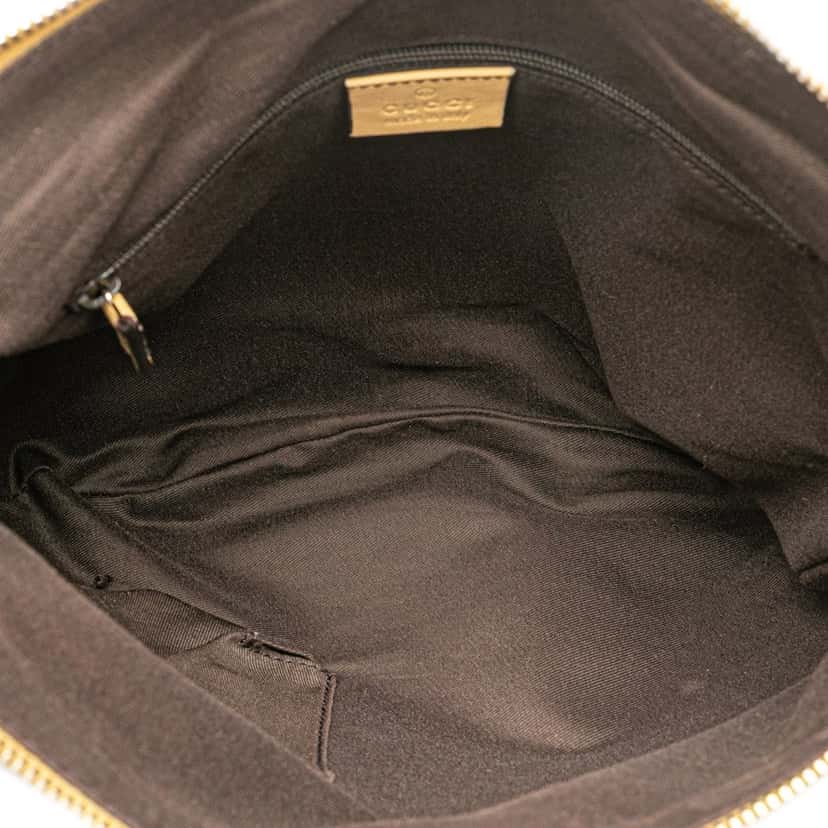 Gucci GG Canvas Abbey D Ring Crossbody Brown Canvas Very good condition - Model View