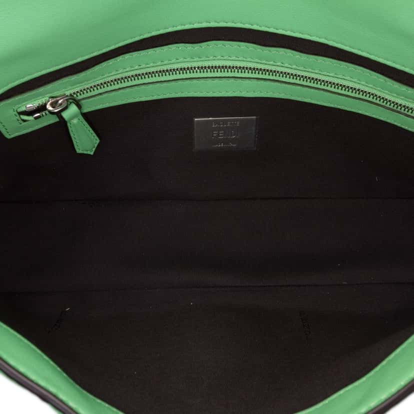 Fendi Zucca Embossed Stitched Leather Baguette Satchel Green Leather Good condition - Model View