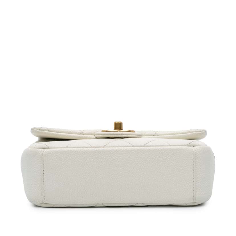 Chanel Mini Quilted Caviar Chain Soul Flap White Leather Good condition - Inside View