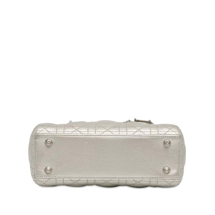 Dior Small Metallic Grained Calfskin Cannage My ABCDior Lady Dior Silver Leather Good condition - Model View