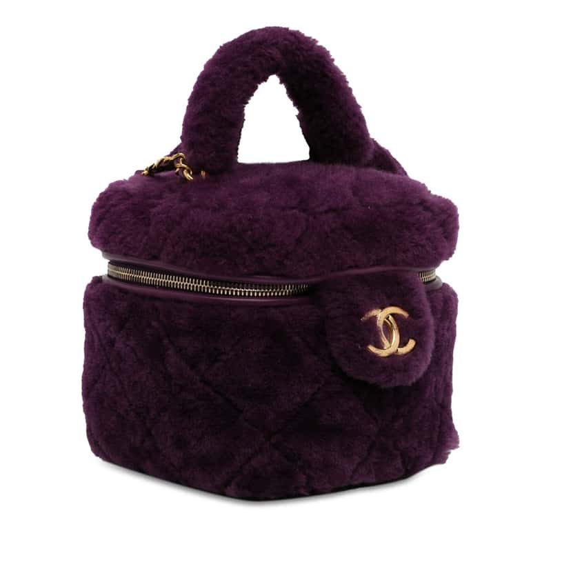 Chanel Small Quilted Shearling Vanity Case Purple Good condition - Back View