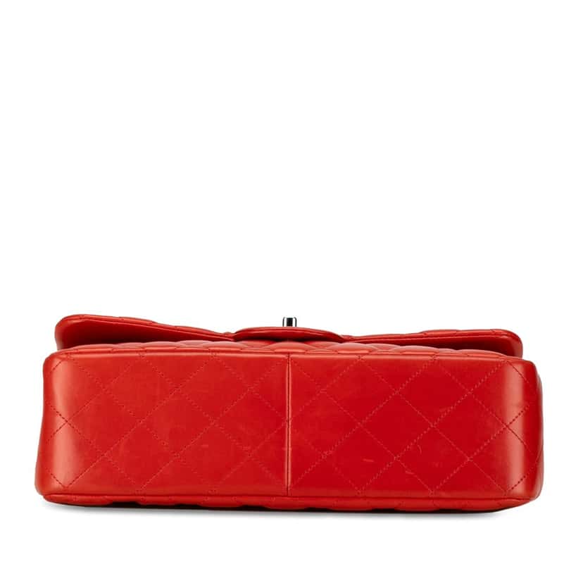 Chanel Jumbo Classic Lambskin Double Flap Red Leather Good condition - Model View