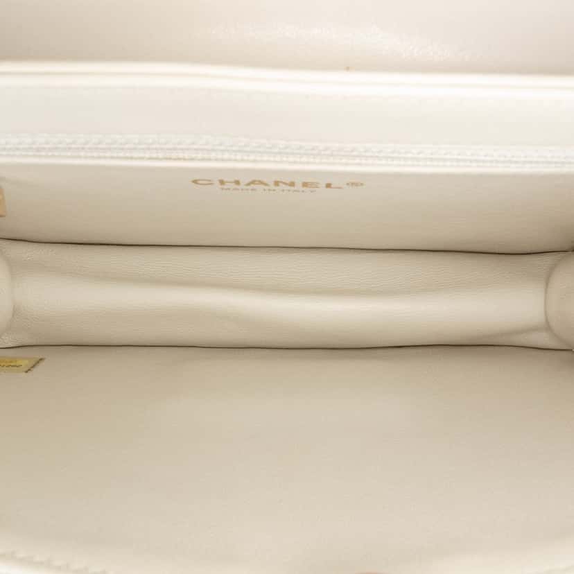 Chanel Mini Lambskin Beauty Lock Flap White Leather Good condition - Model View