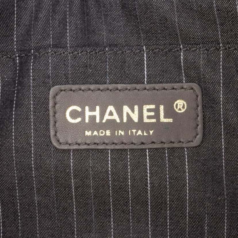Chanel Quilted Suede Union Jack Shoulder Bag Blue Leather Good condition - Box View