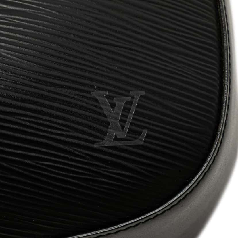 Louis Vuitton Epi Reverie Black Leather Good condition - Box View