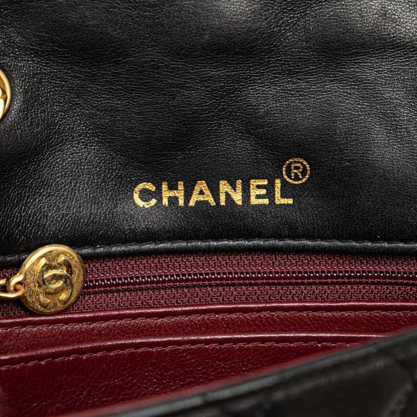 Chanel Mini Quilted Lambskin Single Flap Black Leather Good condition - Box View