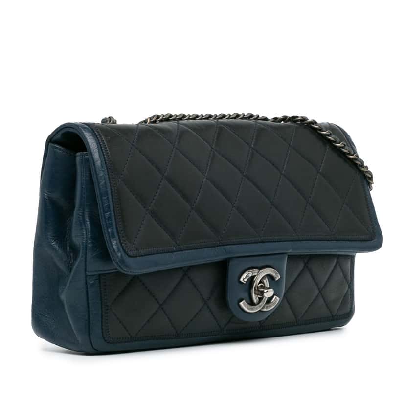 Chanel Medium Bicolor Lambskin Graphic Flap Black Leather Good condition - Back View