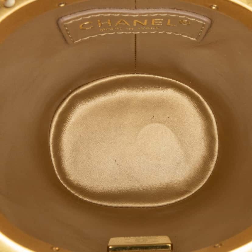 Chanel Small Quilted Lambskin Crown Box Bag White Leather Good condition - Box View