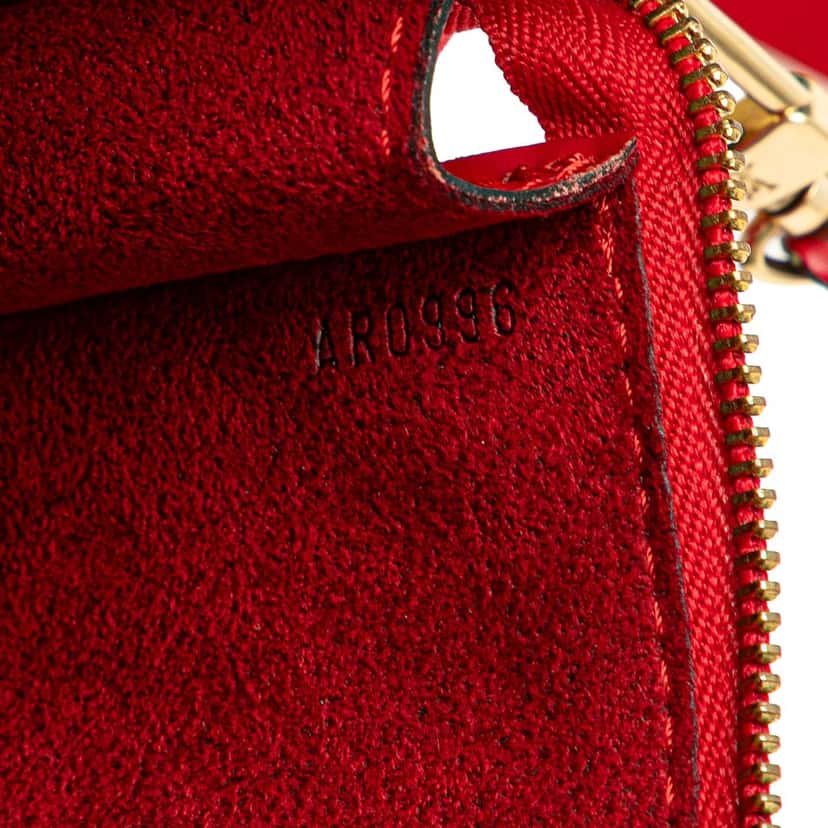Louis Vuitton Epi Pochette Accessoires Red Leather Good condition - Box View